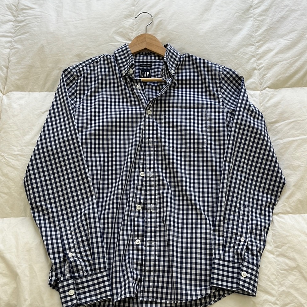 Small Gap gingham poplin shirt